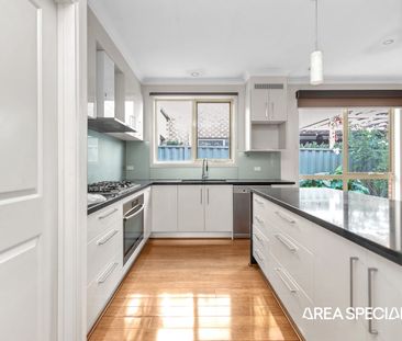 Beautiful Family Home with Multiple Living Areas & Spacious Outdoor... - Photo 2