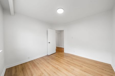 For Lease - 49 Fairbank Avenue Unit# Main, Toronto, Ontario - Photo 3