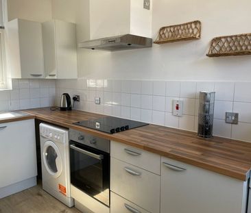 Studio Flat, Marquis Street, LE1 - Photo 1