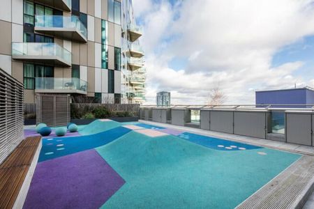 Saffron Square, Croydon - Photo 5