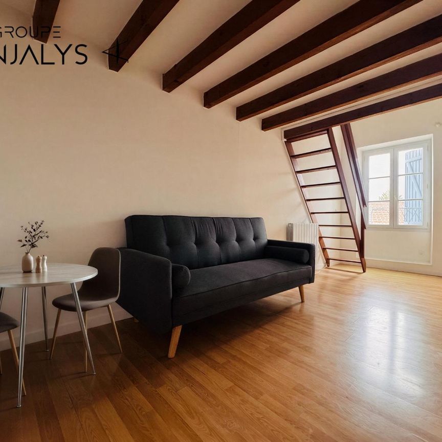 Location Appartement 1 pièce 22m² CALUIRE ET CUIRE 69300 - Photo 1
