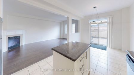 For Lease - 5592 Meadowcrest Avenue, Mississauga, Ontario - Photo 2