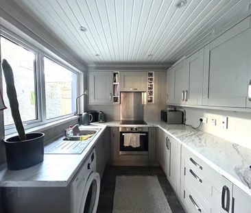 35 Trevor Street, Holywood, BT18 9NA - Photo 6