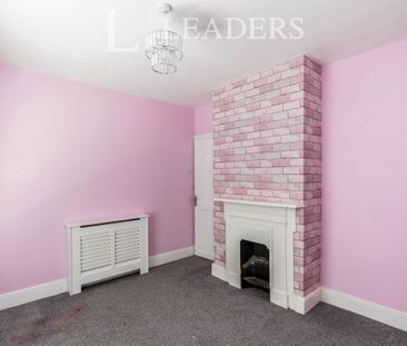 2 bedroom house to rent Strode Road, Portsmouth, PO2 - Photo 3