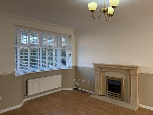 4 bedroom detached house to rent - Photo 1