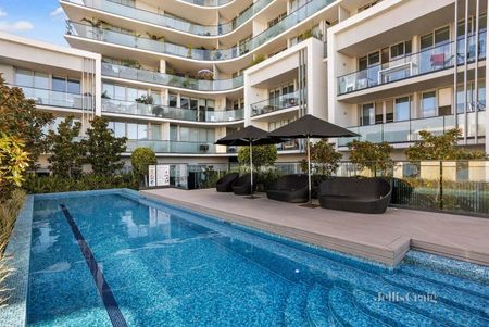 812/1 Grosvenor Street, Doncaster - Photo 3
