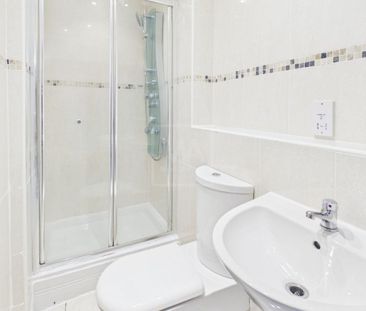 Station Road, Cantilever Gardens Station Road, WA4 - Photo 3