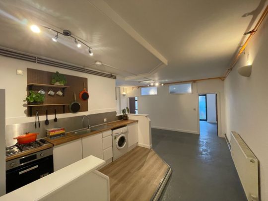 2 Bed Flat, Enterprise House, E9 - Photo 1