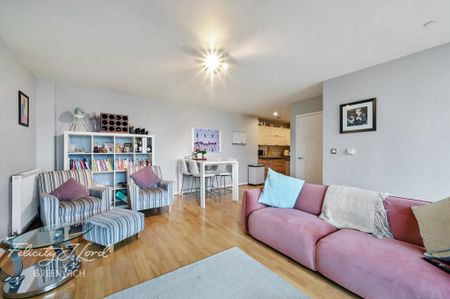 3 bedroom apartment to rent - Photo 2