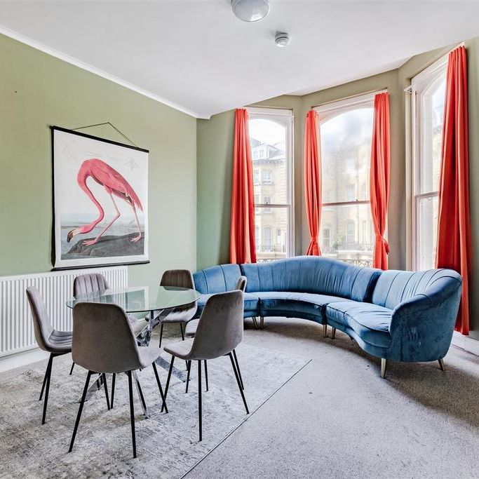 3 bedroom flat to rent - Photo 1