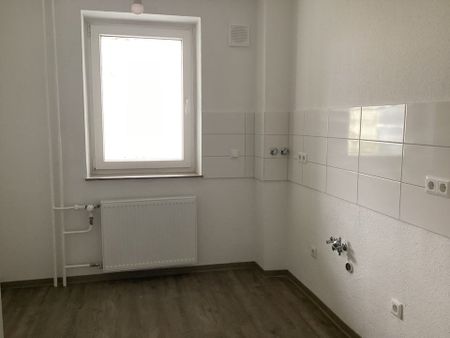 Attraktiv! Schöne 2-Zimmer-Wohnung mit Balkon - Foto 3