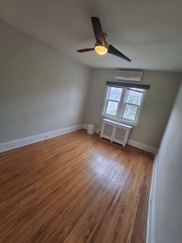 For Lease - 1220 Avenue Road Unit# #1, Toronto, Ontario - Photo 2