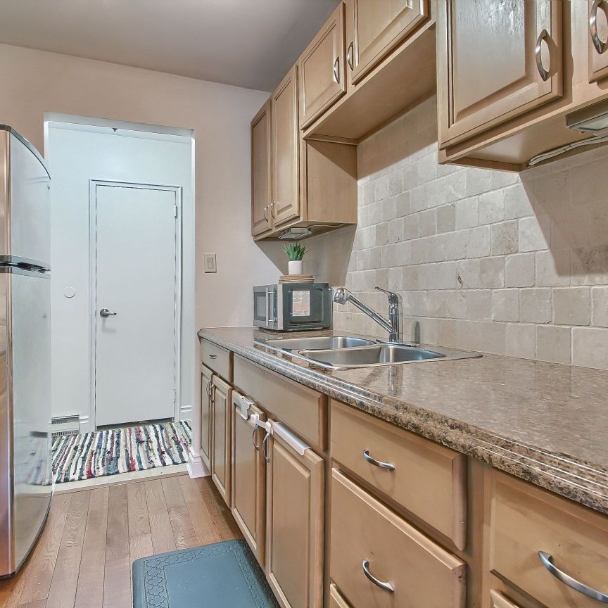 For Lease - 136 Scanlon Avenue Unit# 12, Bradford West Gwillimbury, Ontario - Photo 1