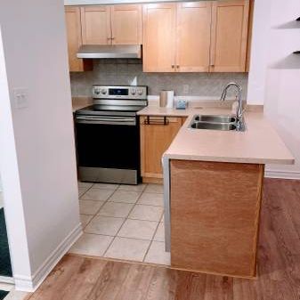 Downtown Toronto Condo for Rent - Photo 4