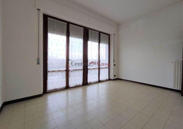 Luminoso appartamento arredato solo di cucina