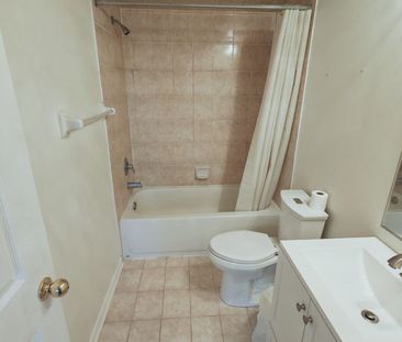 For Lease - 188 Bantry Avenue, Richmond Hill, Ontario - Photo 3