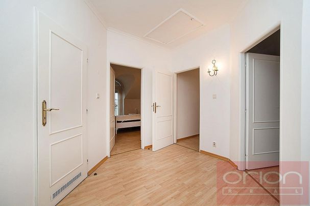 Pronájem bytu 4+1 205 m² - Photo 1