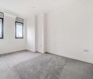 Bracknell, Berkshire, RG12 - Photo 3