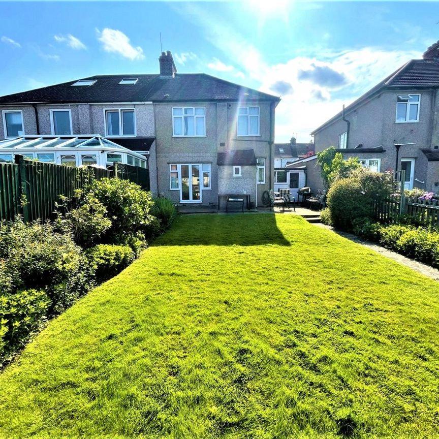 Huxley Road, DA16, Kent - Photo 1