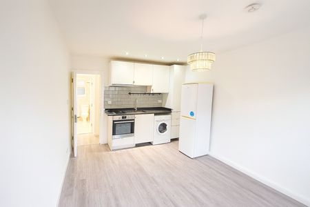 2 Bed Flat, Fortess Road, NW5 - Photo 3