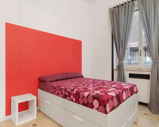 Via Lentasio, Milan, Lombardy 20122 - Photo 1