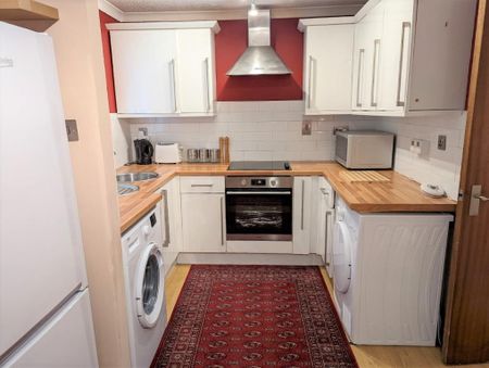 1 bedroom flat to rent - Photo 4