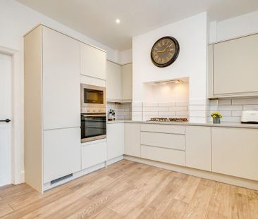Gelderd Road, Birstall - Photo 1