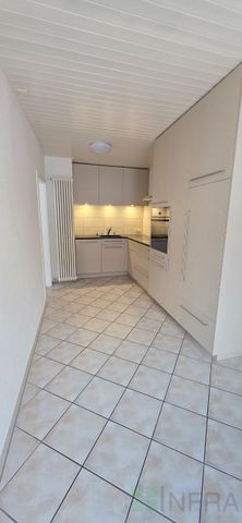 Beautiful 3.5 room apartment – Integrated washing machine/dryer - Photo 3