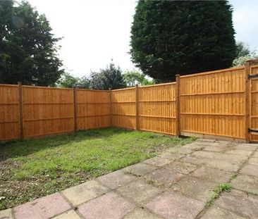 2 bedroom maisonette to rent - Photo 4