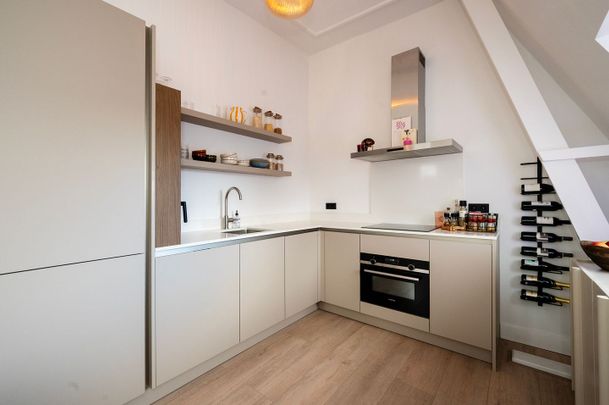 Maarten Harpertszoon Trompstraat 24-4, Trompbuurt, 1056JA, Amsterdam - Photo 1