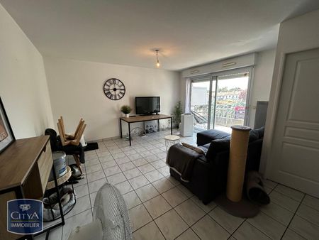 Location Appartement 2 pièces 47m² MONT DE MARSAN 40000 - Photo 2