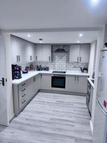 Room in a Shared Flat, Headingley, LS6 - Photo 4