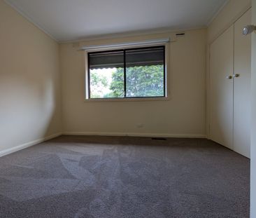 27 Pippin Avenue, Glen Waverley, Vic 3150 - Photo 4