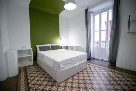 Carrer de lAlmudí, Valencia, Valencian Community 46003 - Photo 3