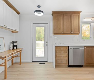 For Lease - 27 Keller Drive, Belleville, Ontario - Photo 2