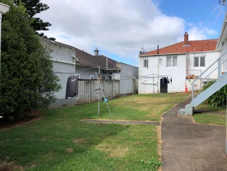 MOVE TO MOUNT EDEN - Photo 4