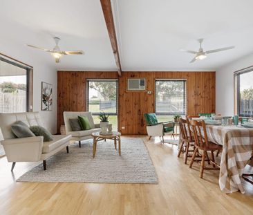 Comfortable Coastal Living in a Convenient Rosebud Location - Photo 6