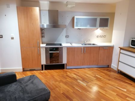 1 Bed Flat, Vachel Road, RG1 - Photo 5