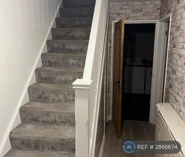 3 bedroom terraced house to rent - Photo 5
