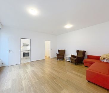 Flat - for rent - Photo 2
