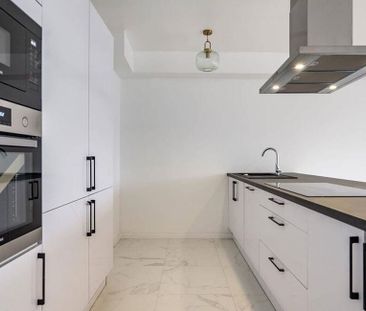 Appartement te huur in Auvelais voor € 900 met 2 slaapkamers - Foto 3