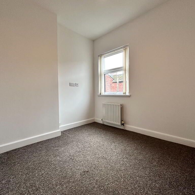 31 Imperial Drive, Belfast, BT6 8JH - Photo 1