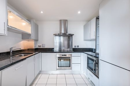 2 bedroom flat to rent - Photo 4