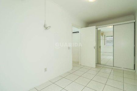 Excelente apartamento semimobiliado com 1 dormitório e pátio privativo no bairro Jardim do Salso - COD: 19893 - Foto 4