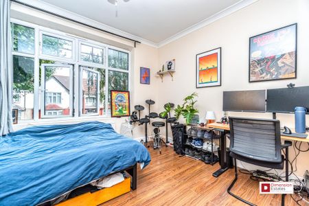 3 bedroom flat to rent - Photo 3