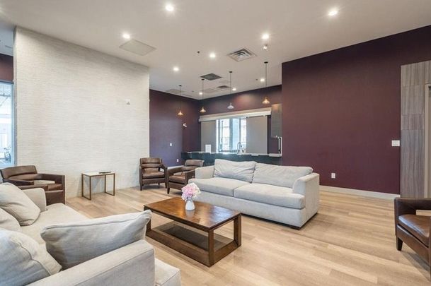 For Lease - 550 North Service Road Unit# 404, Grimsby, Ontario - Photo 1