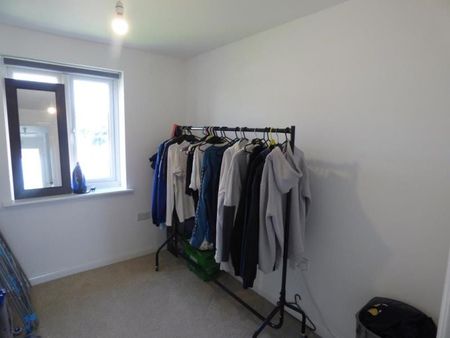 Harrier Way, Hardwicke, Gloucester - Photo 3