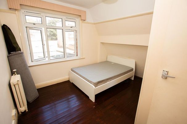 Bourne Avenue, Bournemouth, BH2 - Photo 1