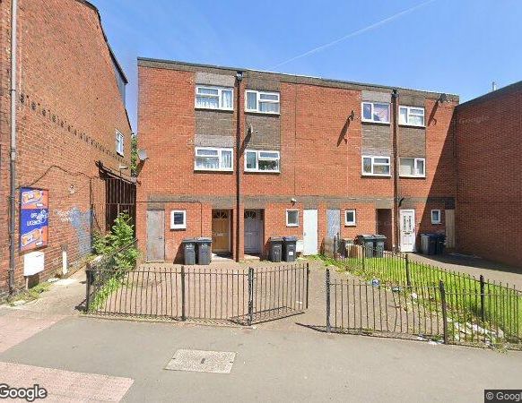 Room in a Shared House, Icknield Port Road, B16 - Photo 1
