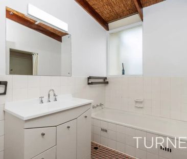 “Beachside Living, Brighton Primary and High School Zoned” - Photo 1